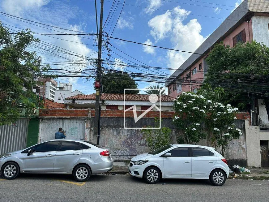 Foto 1 de Lote/Terreno à venda, 412m² em Joaquim Tavora, Fortaleza
