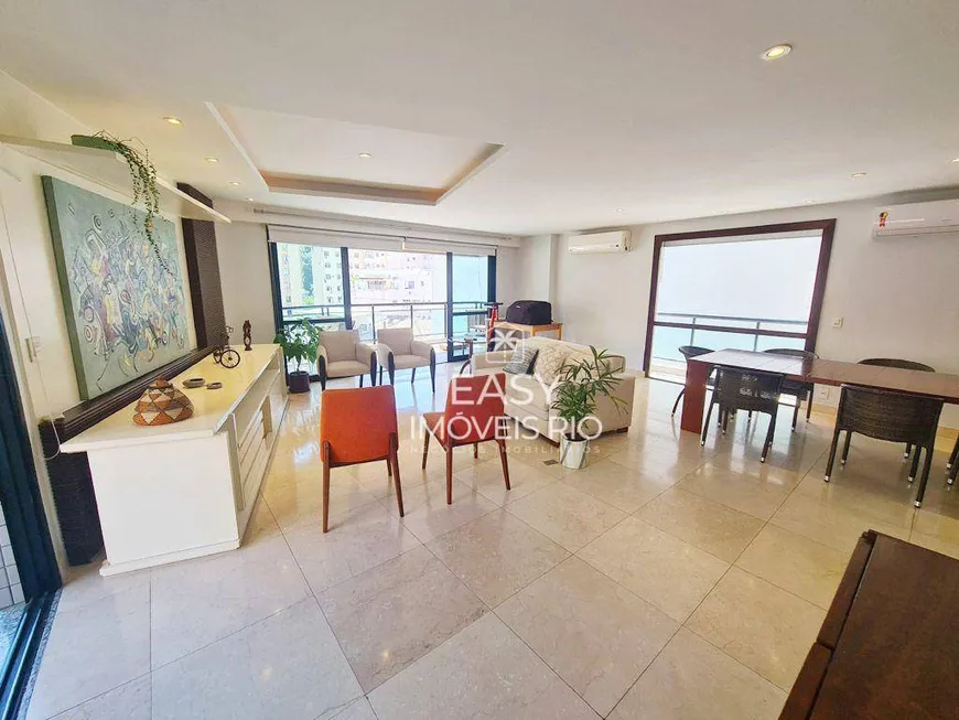 Foto 1 de Apartamento com 4 Quartos à venda, 240m² em Lagoa, Rio de Janeiro