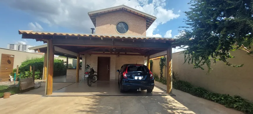 Foto 1 de Casa com 2 Quartos à venda, 288m² em Cidade Jardim, Araraquara