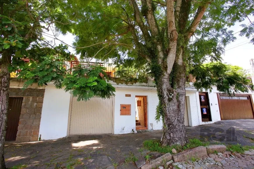 Foto 1 de Casa com 3 Quartos à venda, 119m² em Santo Antônio, Porto Alegre