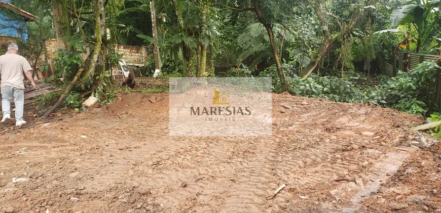 Foto 1 de Lote/Terreno à venda, 405m² em Maresias, São Sebastião