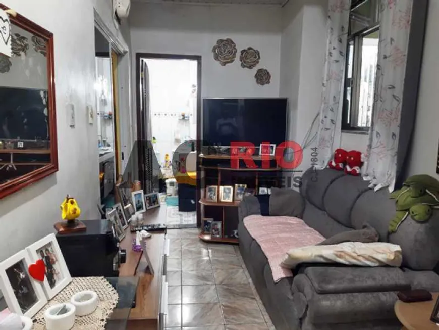 Foto 1 de Casa com 2 Quartos à venda, 80m² em  Vila Valqueire, Rio de Janeiro