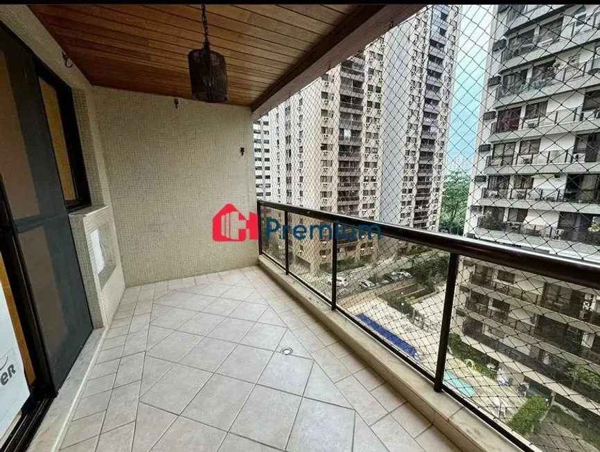 Foto 1 de Apartamento com 3 Quartos à venda, 110m² em Barra da Tijuca, Rio de Janeiro