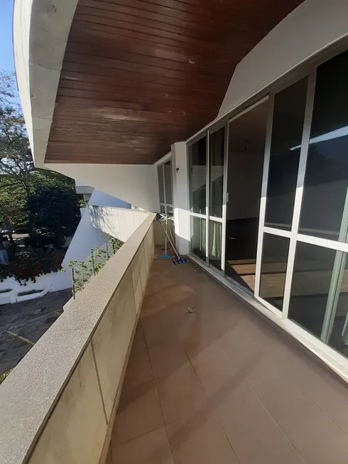 Foto 1 de Apartamento com 4 Quartos à venda, 300m² em Barra da Tijuca, Rio de Janeiro