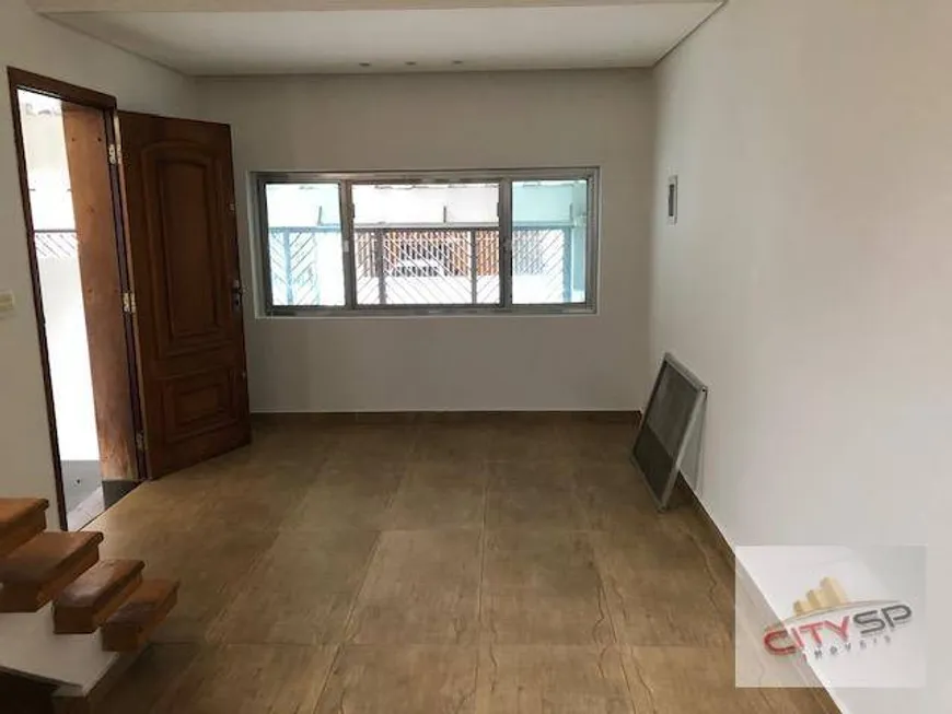 Foto 1 de Casa com 2 Quartos para venda ou aluguel, 141m² em Vila Guarani, São Paulo