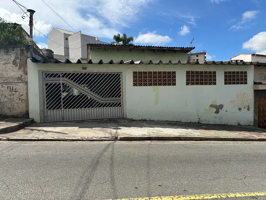 Foto 1 de Casa com 9 Quartos à venda, 350m² em Vila Guiomar, Santo André