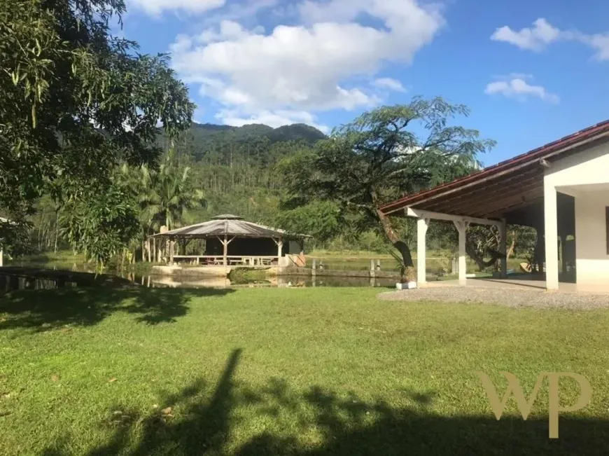 Foto 1 de Fazenda/Sítio com 5 Quartos à venda, 375m² em , Garuva