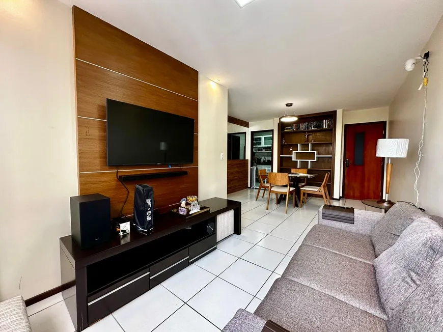 Foto 1 de Apartamento com 2 Quartos à venda, 64m² em Jatiúca, Maceió