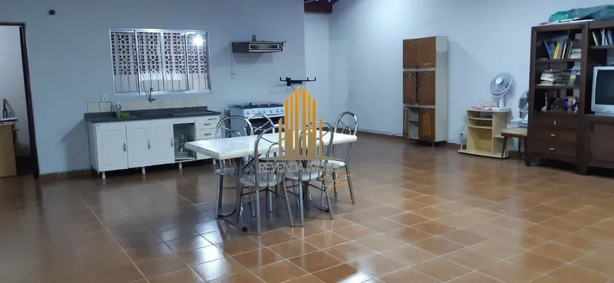 Foto 1 de Casa com 3 Quartos à venda, 246m² em Vila Universitária, São Paulo