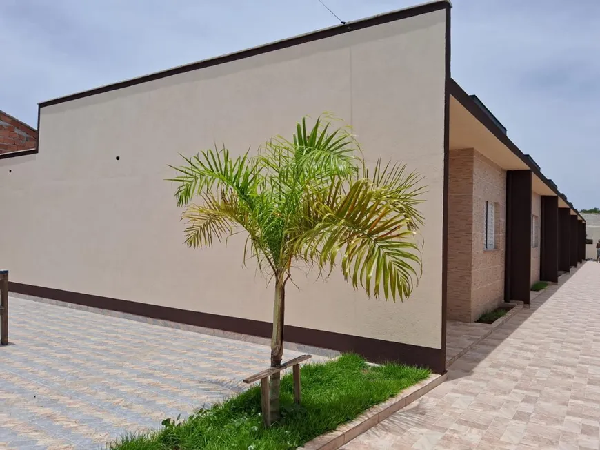 Foto 1 de Casa de Condomínio com 2 Quartos à venda, 50m² em Balneário Gaivotas, Itanhaém