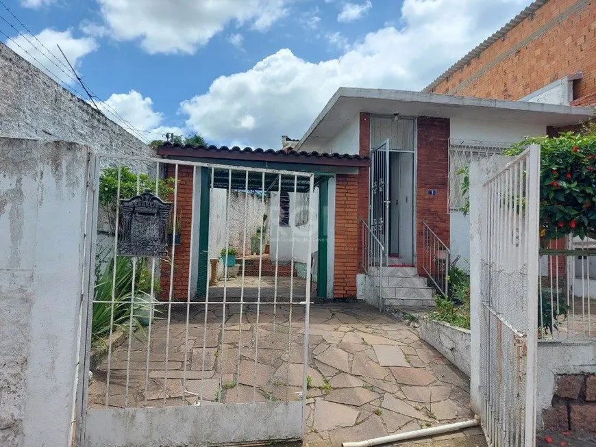 Foto 1 de Casa com 2 Quartos à venda, 66m² em Santa Tereza, Porto Alegre