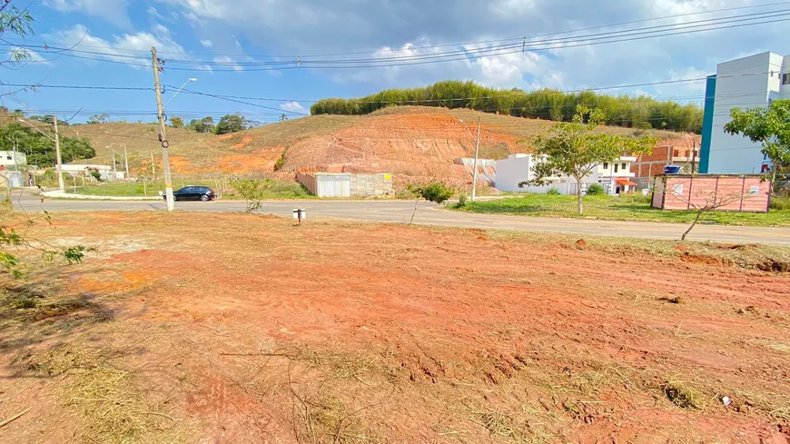 Foto 1 de Lote/Terreno à venda, 469m² em Filgueiras, Juiz de Fora