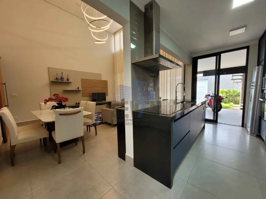 Foto 1 de Casa com 3 Quartos à venda, 222m² em Jardim Estoril III, Bauru