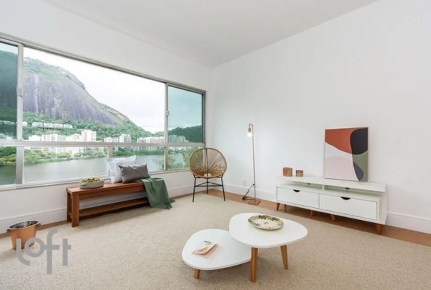 Foto 1 de Apartamento com 3 Quartos à venda, 146m² em Lagoa, Rio de Janeiro