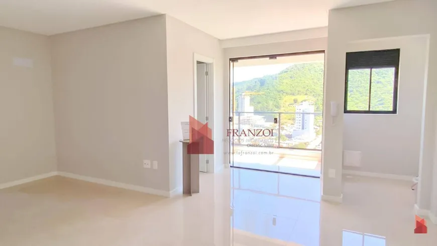 Foto 1 de Apartamento com 2 Quartos à venda, 74m² em Fazenda, Itajaí