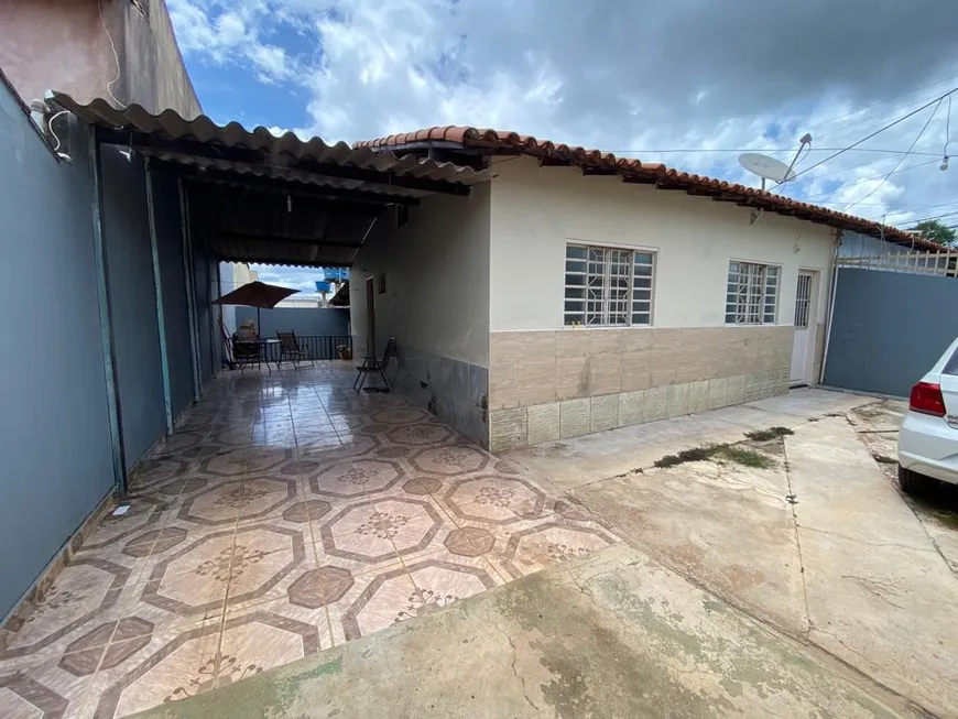 Foto 1 de Casa com 2 Quartos à venda, 100m² em Setor de Mansões de Sobradinho, Brasília