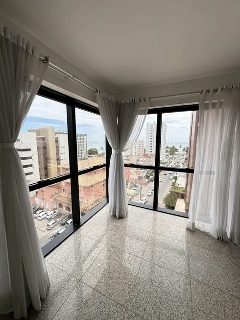 Foto 1 de Apartamento com 3 Quartos à venda, 138m² em Ponta Verde, Maceió