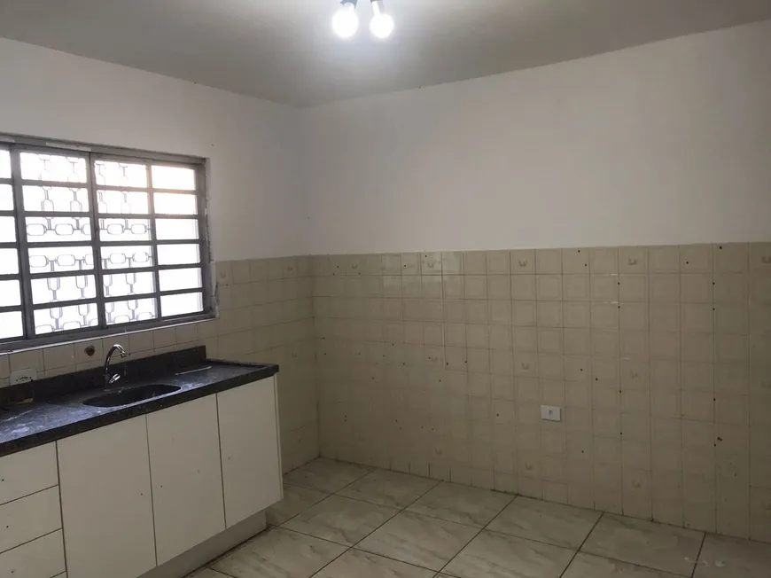 Foto 1 de Casa com 2 Quartos para alugar, 70m² em Bandeiras, Osasco