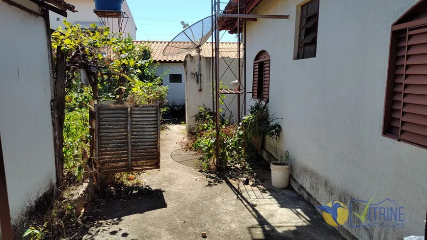 Foto 1 de Casa com 3 Quartos à venda, 247m² em Vila Santa Helena, Goiânia