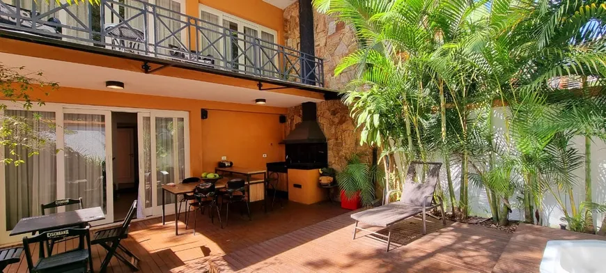 Foto 1 de Casa de Condomínio com 4 Quartos à venda, 300m² em Morumbi, São Paulo