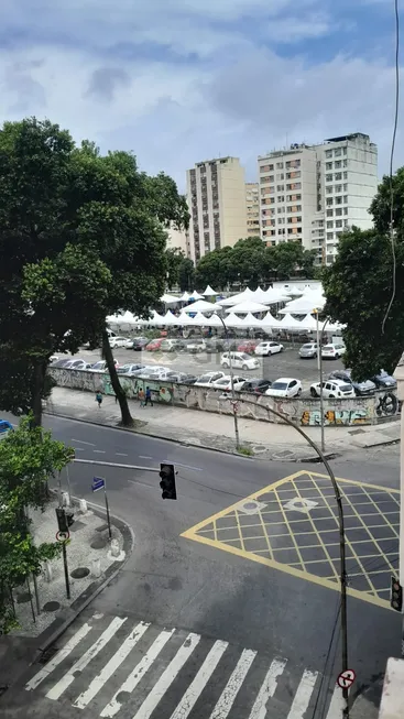 Foto 1 de Kitnet com 1 Quarto à venda, 25m² em Centro, Rio de Janeiro