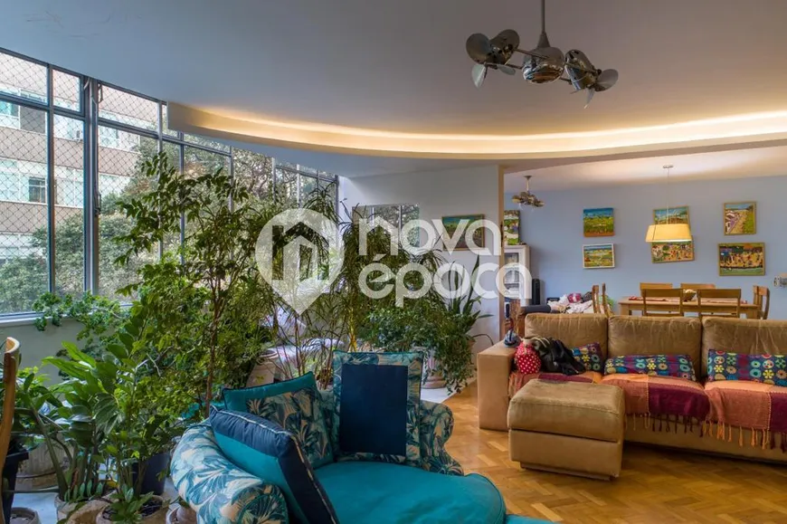 Foto 1 de Apartamento com 4 Quartos à venda, 284m² em Copacabana, Rio de Janeiro