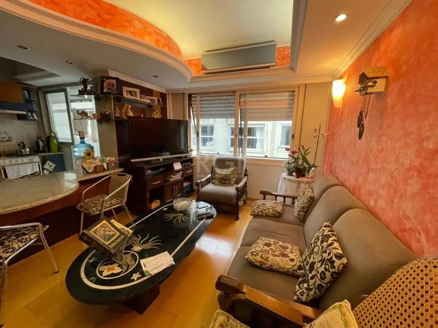 Foto 1 de Apartamento com 2 Quartos à venda, 70m² em Rio Branco, Porto Alegre