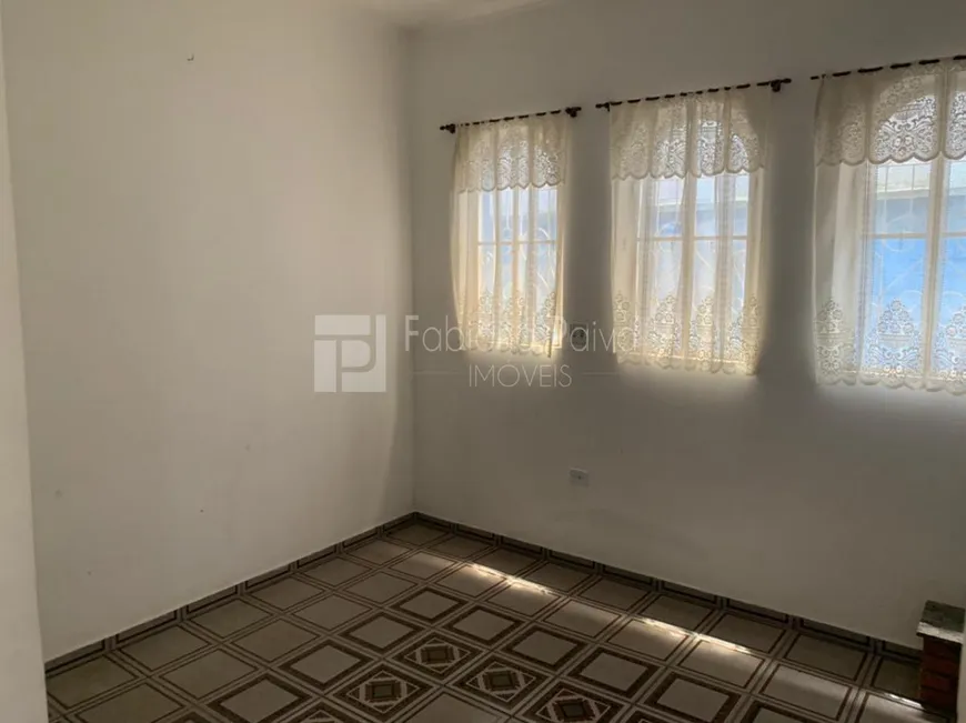 Foto 1 de Casa com 3 Quartos para alugar, 360m² em Jardim Rincão, Arujá