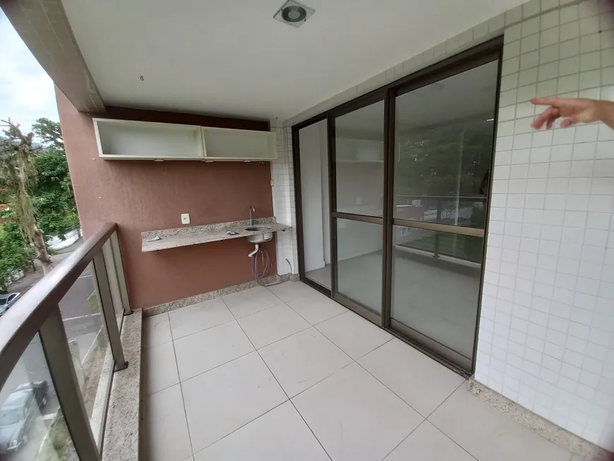 Foto 1 de Apartamento com 4 Quartos para venda ou aluguel, 112m² em Freguesia- Jacarepaguá, Rio de Janeiro