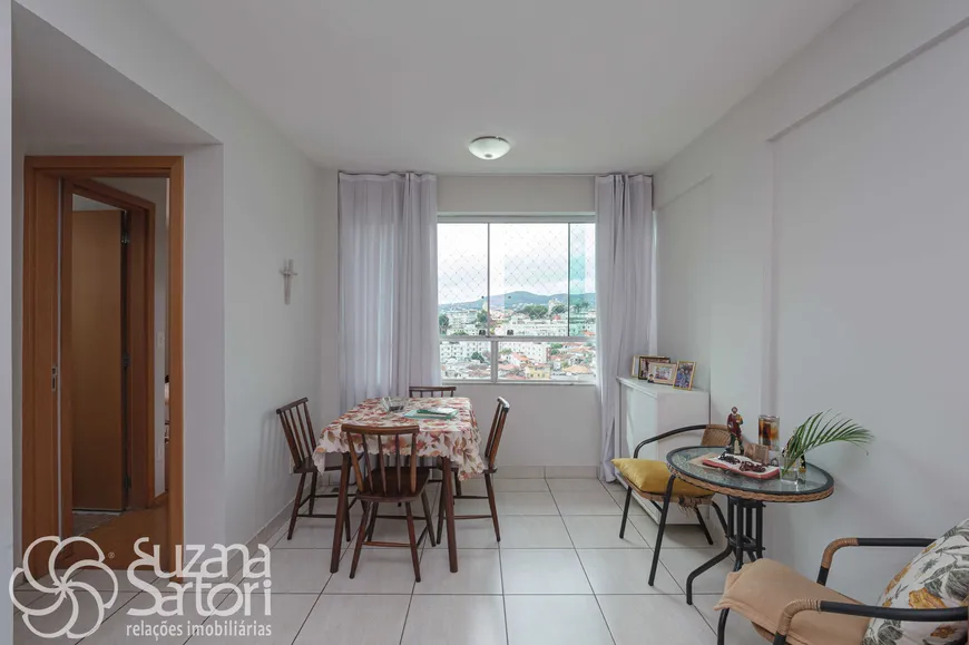 Foto 1 de Apartamento com 2 Quartos à venda, 75m² em Santa Tereza, Belo Horizonte