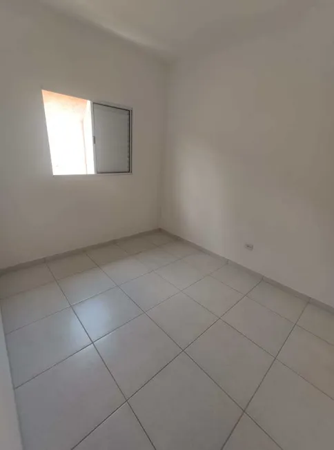 Foto 1 de Casa de Condomínio com 2 Quartos à venda, 46m² em Melvi, Praia Grande