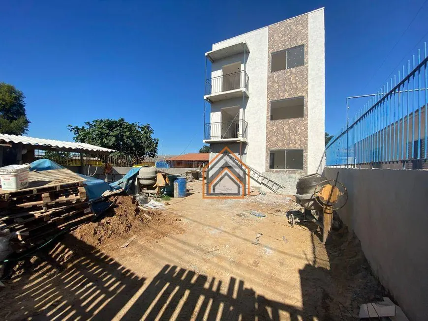 Foto 1 de Apartamento com 2 Quartos à venda, 50m² em Formoza, Alvorada
