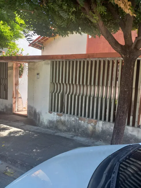 Foto 1 de Lote/Terreno à venda, 319m² em Fátima, Fortaleza