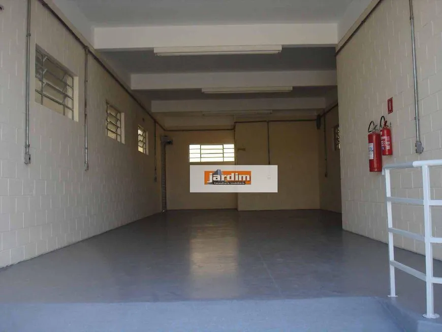 Foto 1 de Galpão/Depósito/Armazém para venda ou aluguel, 323m² em Paraiso, Santo André