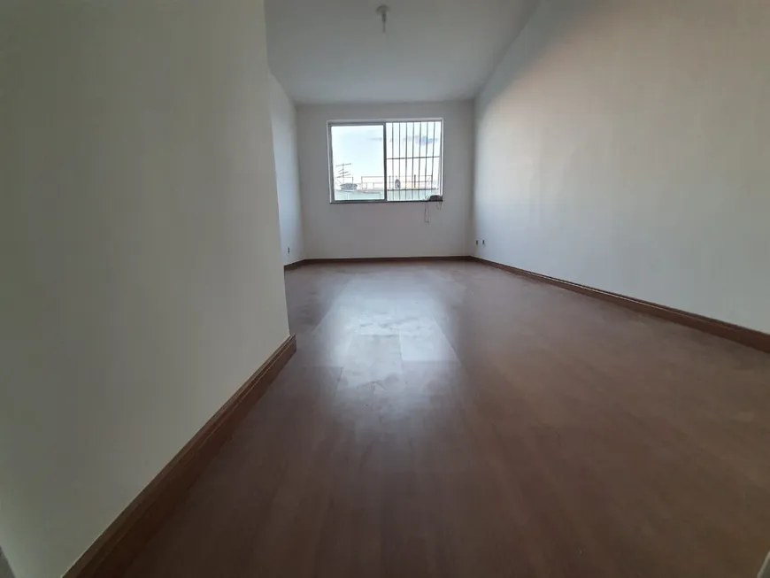 Foto 1 de Apartamento com 3 Quartos à venda, 80m² em Rocha, São Gonçalo