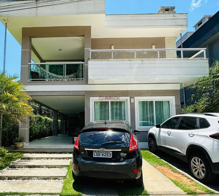 Foto 1 de Casa de Condomínio com 4 Quartos à venda, 318m² em Cascata do Imbuí, Teresópolis