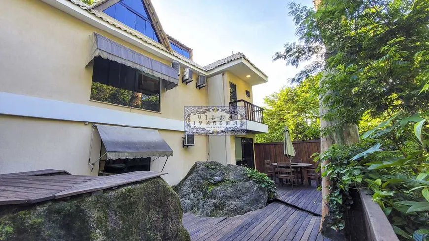 Foto 1 de Casa com 4 Quartos à venda, 220m² em Itanhangá, Rio de Janeiro