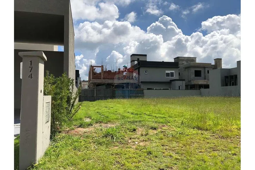 Foto 1 de Lote/Terreno à venda, 250m² em São Vicente, Gravataí