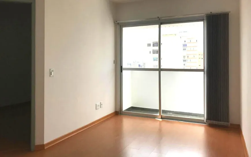 Foto 1 de Apartamento com 1 Quarto para alugar, 45m² em Centro, Campinas