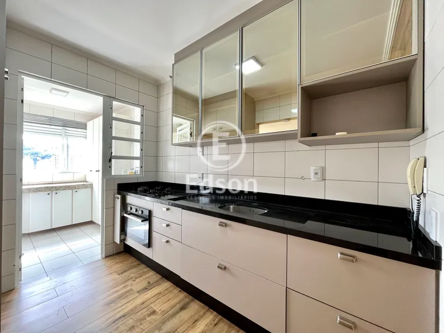 Foto 1 de Apartamento com 3 Quartos à venda, 111m² em Kobrasol, São José