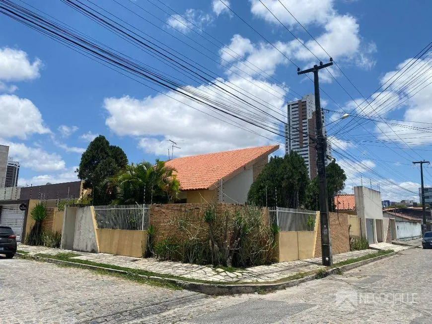 Foto 1 de Casa com 3 Quartos à venda, 255m² em Jose Pinheiro, Campina Grande