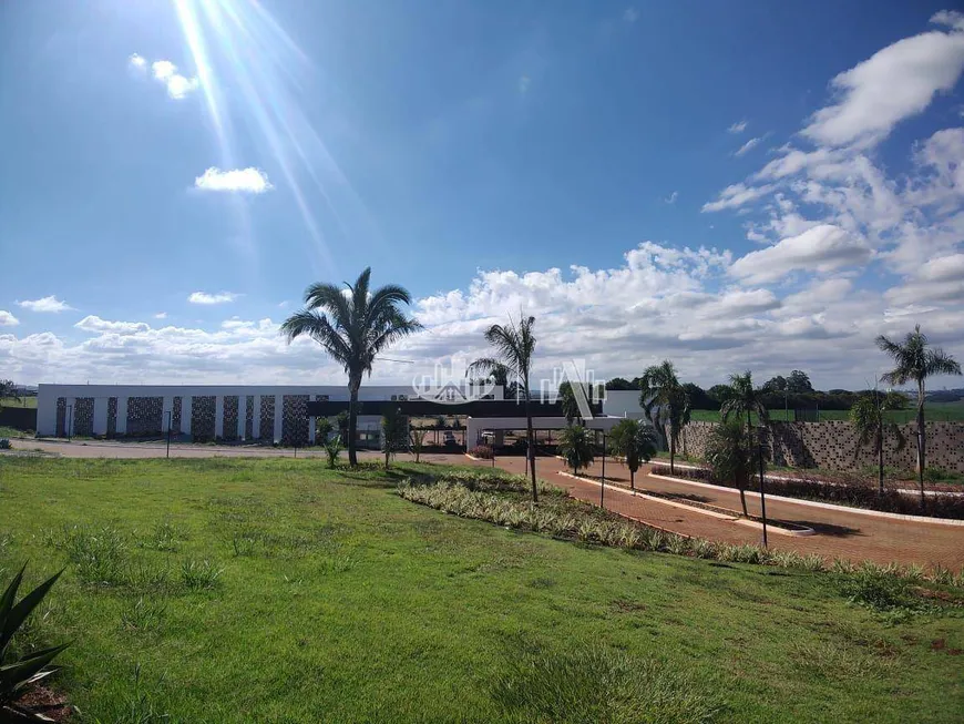 Foto 1 de Lote/Terreno à venda, 1563m² em Esperanca, Londrina