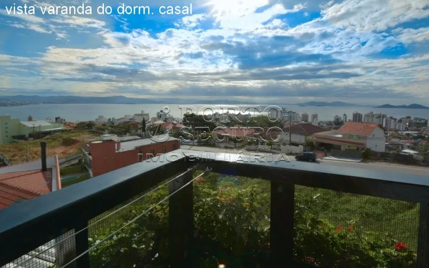 Foto 1 de Casa com 3 Quartos à venda, 500m² em Morro da Cruz, Florianópolis