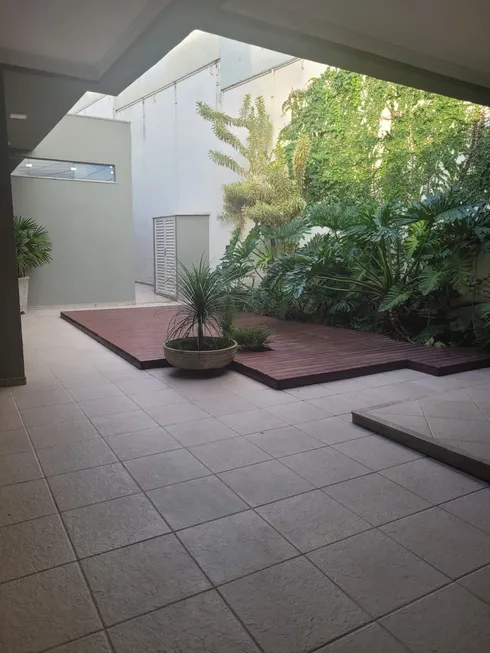 Foto 1 de Sobrado com 3 Quartos à venda, 173m² em Jardim Santana, Franca