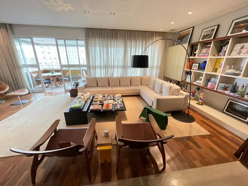 Foto 1 de Apartamento com 4 Quartos à venda, 317m² em Alto de Pinheiros, São Paulo