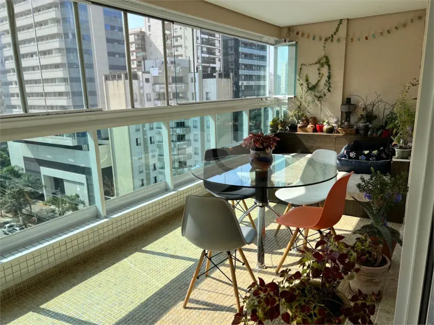 Foto 1 de Apartamento com 2 Quartos à venda, 124m² em Brooklin, São Paulo