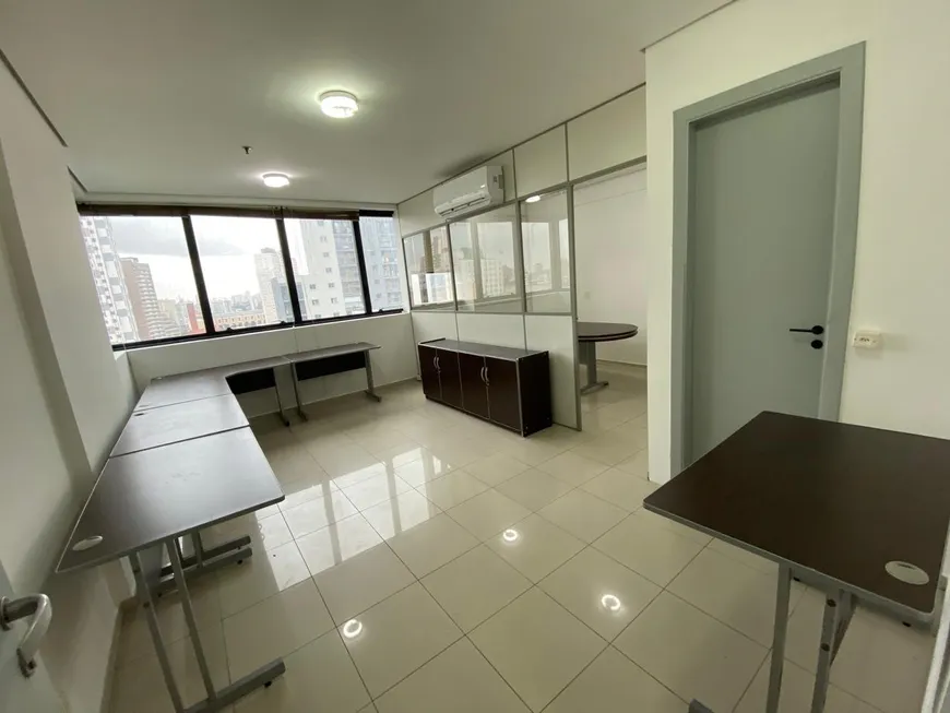 Foto 1 de Sala Comercial com 1 Quarto para venda ou aluguel, 31m² em Liberdade, São Paulo