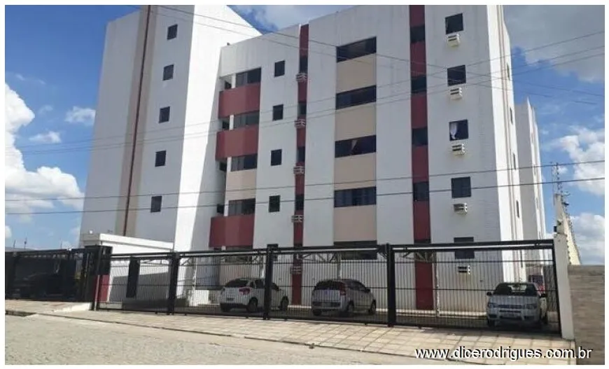 Foto 1 de Apartamento com 2 Quartos para venda ou aluguel, 63m² em Itararé, Campina Grande