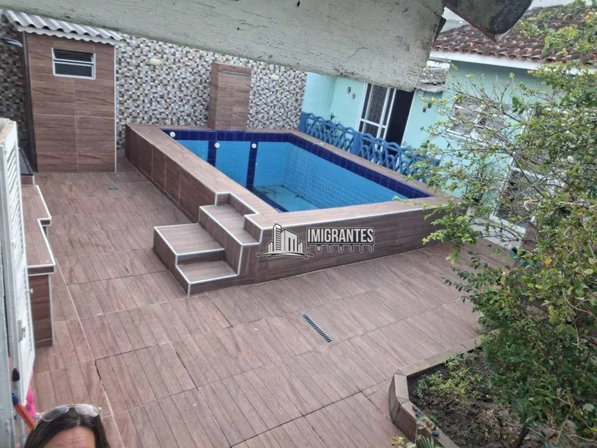 Foto 1 de Casa com 3 Quartos à venda, 180m² em Solemar, Praia Grande