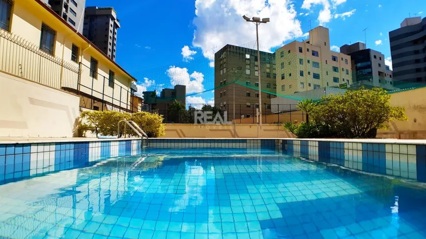 Foto 1 de Apartamento com 4 Quartos à venda, 220m² em Serra, Belo Horizonte